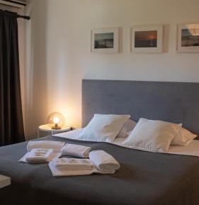 Double Room with Shared Bathroom