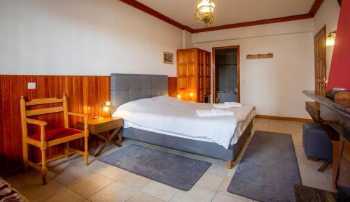 Double Room with Spa Bath