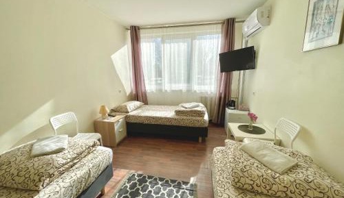 Economy Triple Room with Shared Bathroom