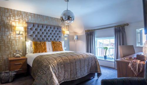 Elegance Double Room