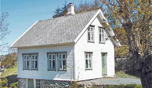 Four-Bedroom Holiday Home