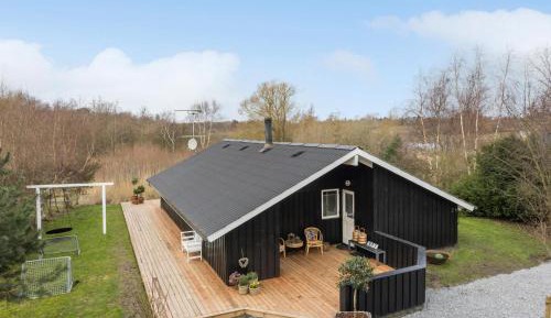 Four-Bedroom Holiday Home