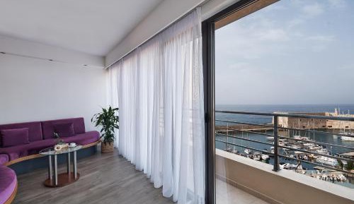 Executive Suite with Sea View