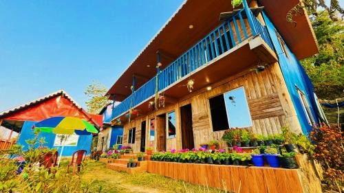 Triple Room with Balcony