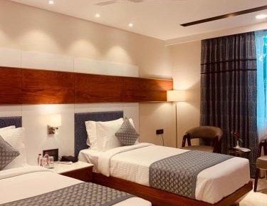 Deluxe King Room
