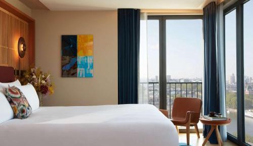 Studio Balcony Junior Suite - Paris view