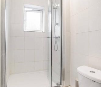 Single Room with Shared Bathroom