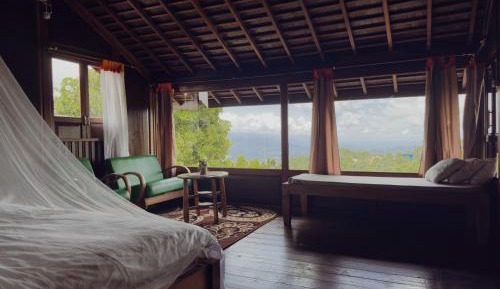 Deluxe Double or Twin Room with Mountain View