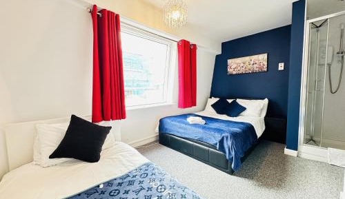 Four-Bedroom Holiday Home