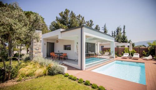 Deluxe Villa