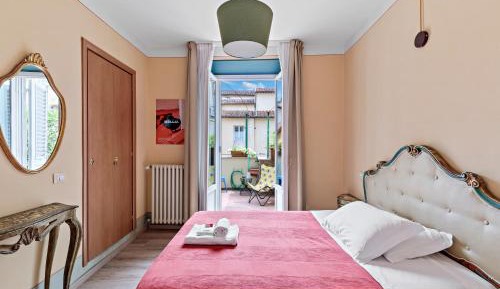 Single Room with Private Bathroom