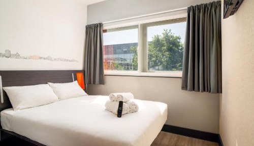 Double Room with Window