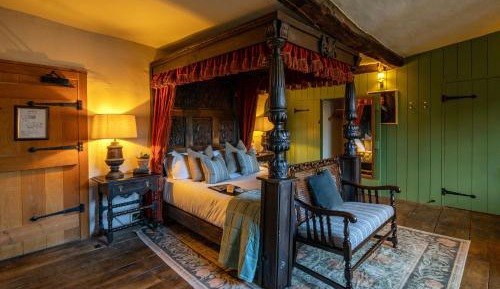 Superior King Room Four Posters - George Inn