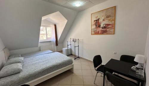 Economy Triple Room with Shared Bathroom
