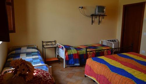 Quadruple Room with Private Bathroom