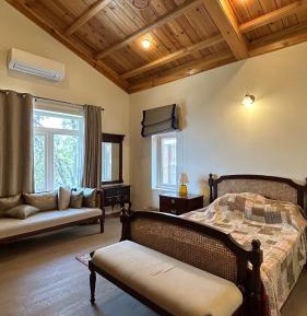Double Room with Mountain View