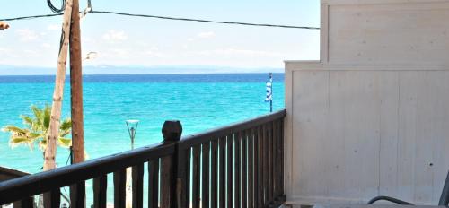 Double or Twin Room with Side Sea View