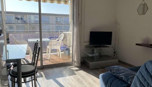Apartment (2 Adults)