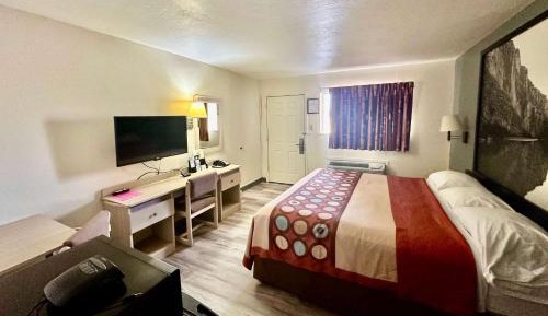King Room - Non-Smoking