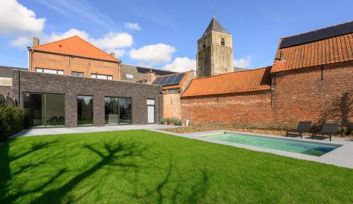 Six-Bedroom House