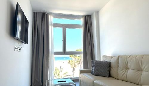 Studio with Sea View