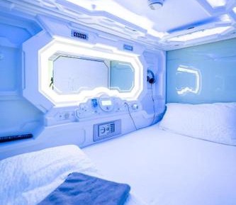 Single Room with Shared Bathroom
