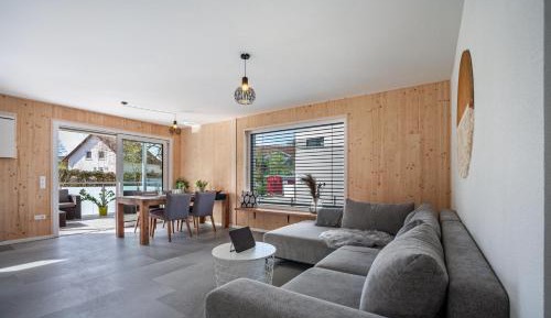 Superior One-Bedroom Apartment