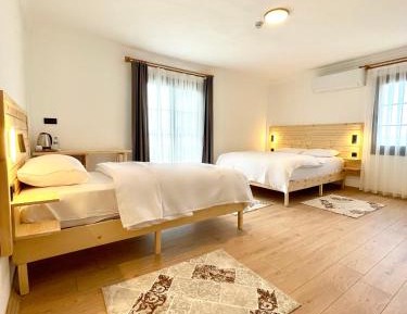 Triple Room with Garden View