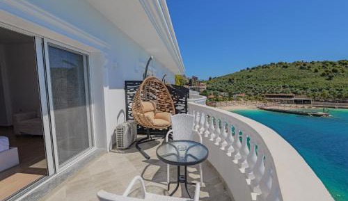 Superior Triple Room with Sea View