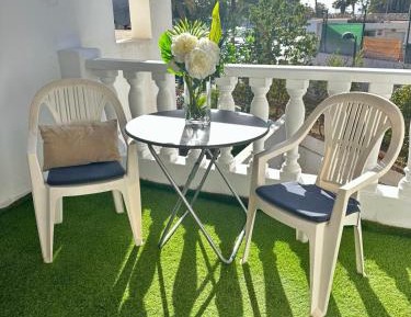 Studio with Balcony