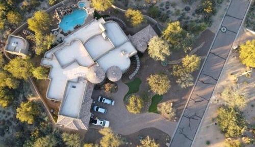 Four-Bedroom Holiday Home