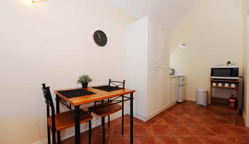 Suite - 4