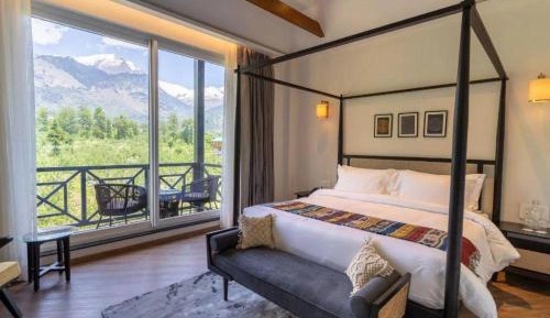 Deluxe Double Room with Balcony