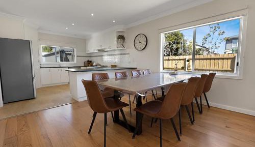 Three-Bedroom Holiday Home 