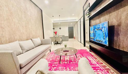 One Bedroom Family Suites with KL Tower View