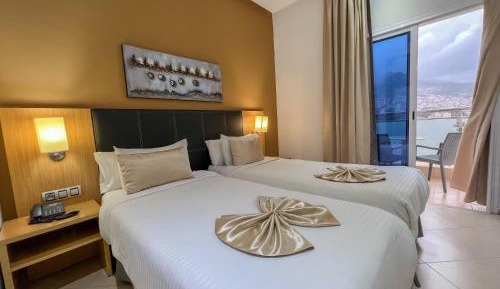 Deluxe Double Room with Balcony