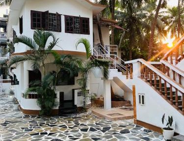 Double Room with Balcony (2 Adults + 1 Child)