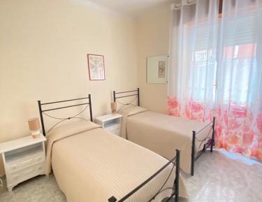 Twin Room with Shared Bathroom