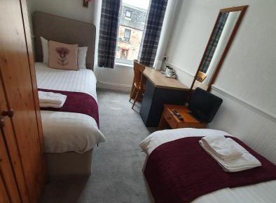 Twin Room with Private External Bathroom