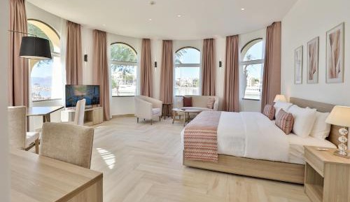 Superior Suite