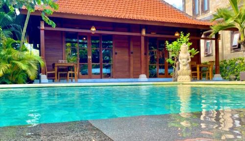 Triple Room with Pool View