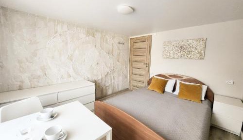 Standard Double Room with Shared Bathroom