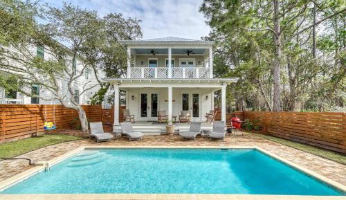 Four-Bedroom Holiday Home