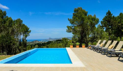Villa with Sea View