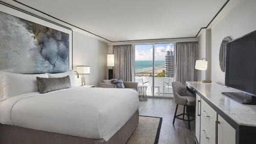 King Room with Ocean View and Balcony