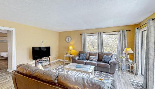 Two Bedroom Apartment 