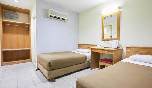 Standard Twin Room