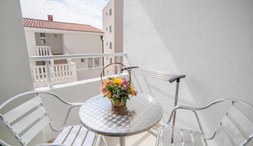 Apartment with Balcony (4 Adults)