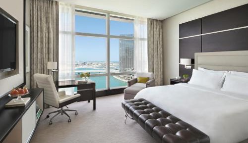 Deluxe King Room - City View