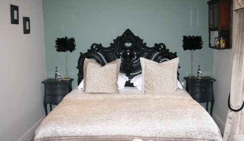 Superior Deluxe Double or Twin Room 
